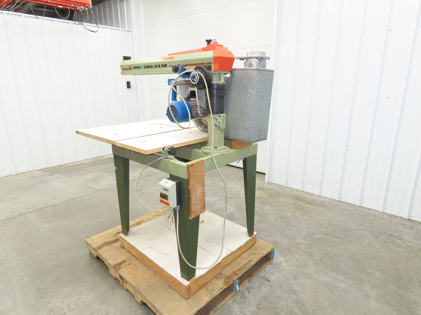 Omga 600 Radial Arm Saw 14" Blade 5Hp Motor 24" 600mm Rip 230/460V 3Ph