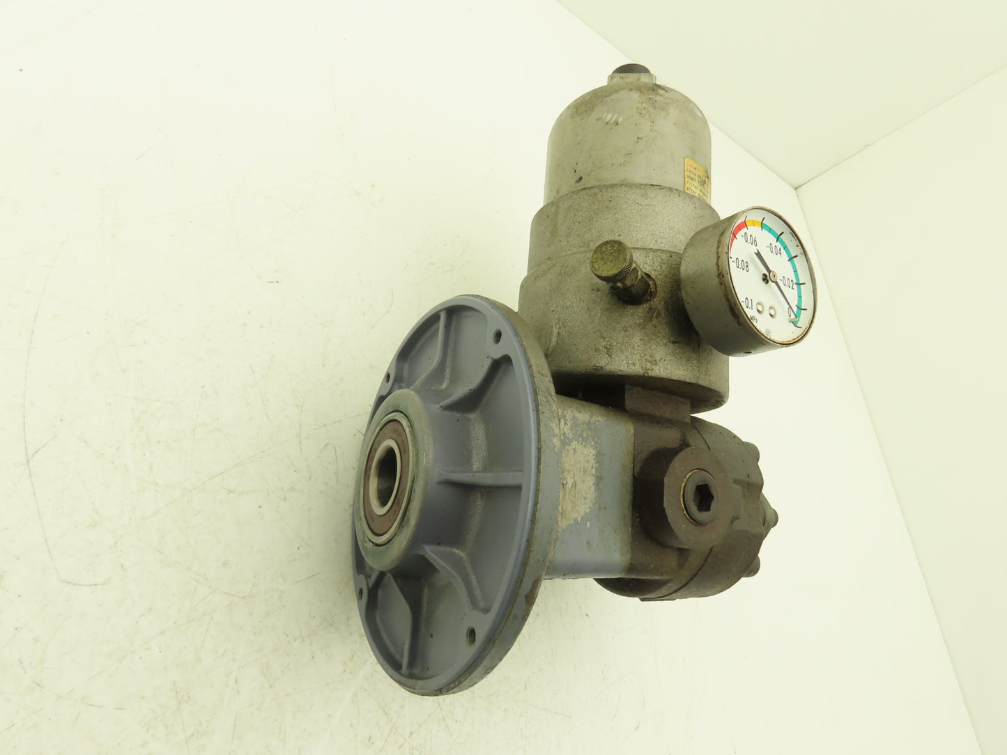 Nippon TOP-208HWMC PVDE Trochoid Hydraulic Oil Pump w/Filter IEC C-Face Flange