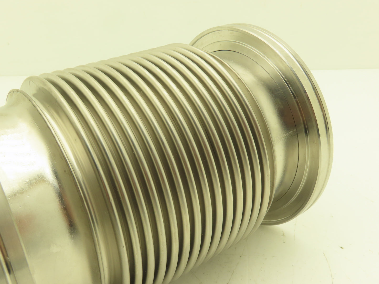 Pfeiffer 2FC-ISO-400-4 ISO-K Flexible Coupling Bellows 4"ID 7"Length 5"OD-Flange