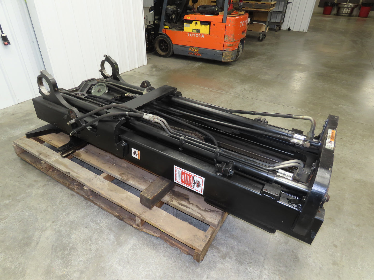 Yale ERC080HDN36SE092EE Forklift Mast 3 Stage 3 Lever 172" Lift 7250lb Class 2