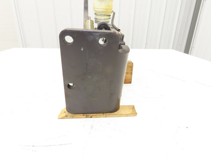 Caterpillar EC25KE Electric Forklift Brake Pedal Master Cylinder Assembly