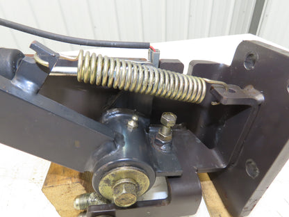 Caterpillar EC25KE Electric Forklift Brake Pedal Master Cylinder Assembly