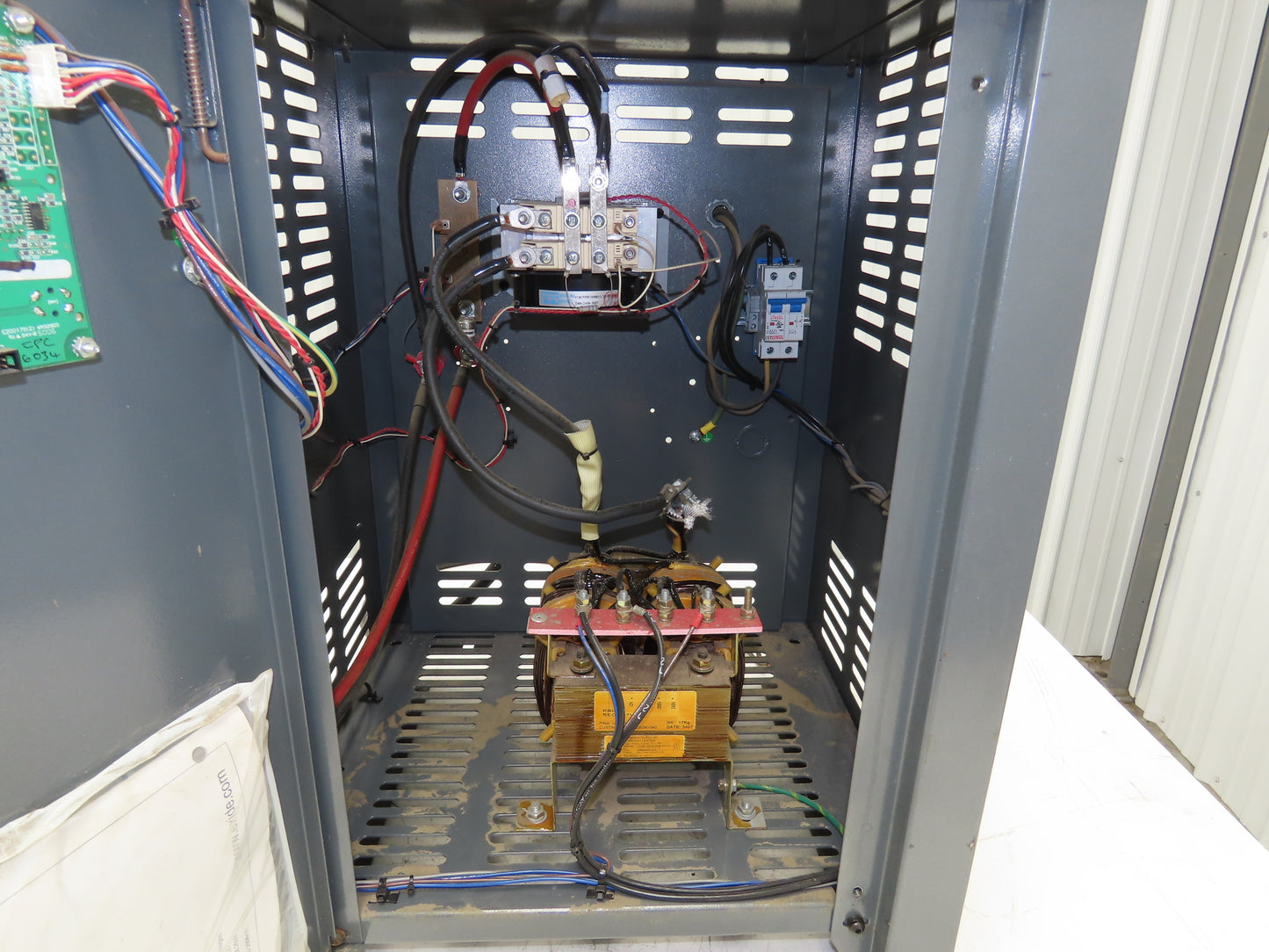 GNB SCR20012260S1L SCR200 Forklift Battery Charger 24V 260Ah 120/208/240V 1Ph