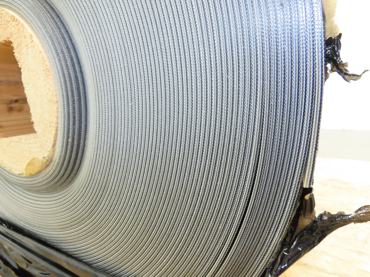 Nitta BLC-18DKF2 24"W x 187' Accumulation Conveyor Belt Black PVC