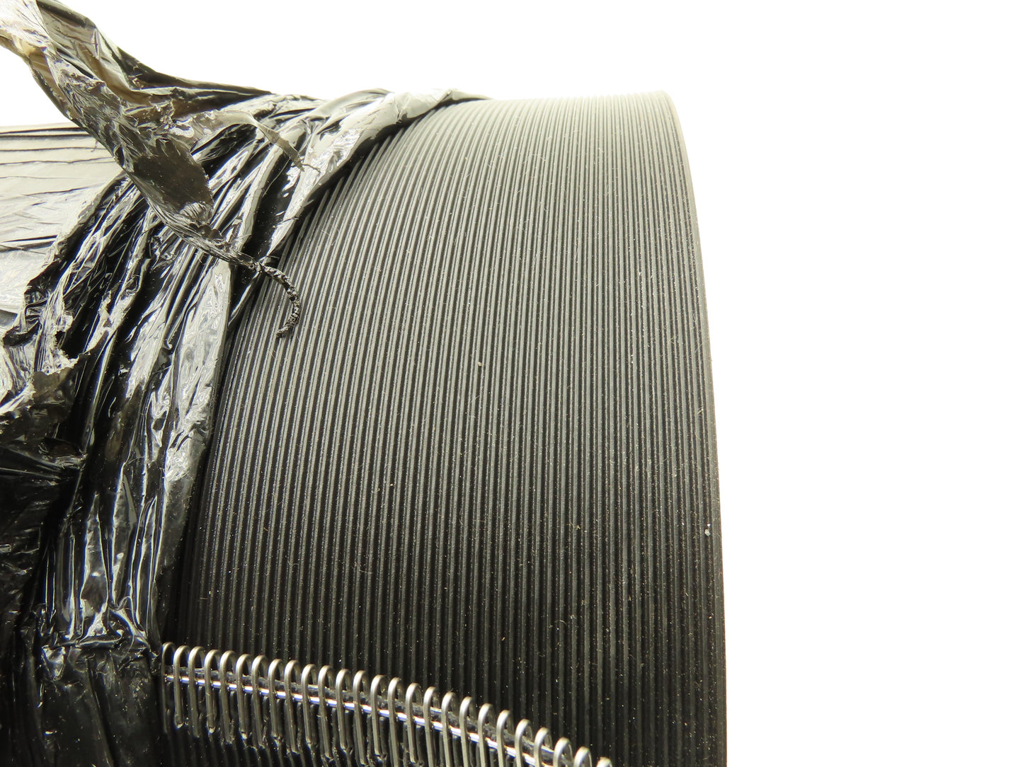 Hytrol 30"W x 75' 3" Grooved Rubber Conveyor Belt Laced 2-Ply Black 2PL100/GP/0