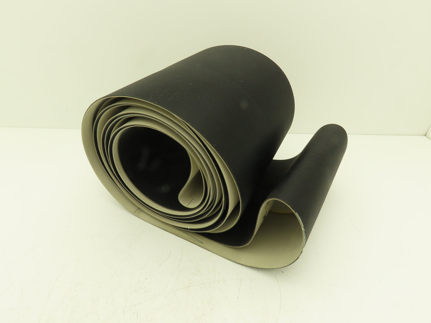 Dorner 10"W x 12' 10" Grooved Rubber Conveyor Belt Black Endless V-Belt Guide