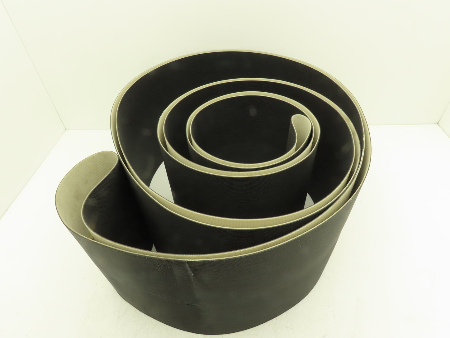 Dorner 10"W x 12' 10" Grooved Rubber Conveyor Belt Black Endless V-Belt Guide