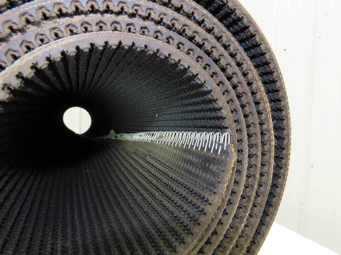 34"W x 11' 8" Grip-Top Incline Conveyor Belt Laced 2-Ply Black Rubber PHR2-160