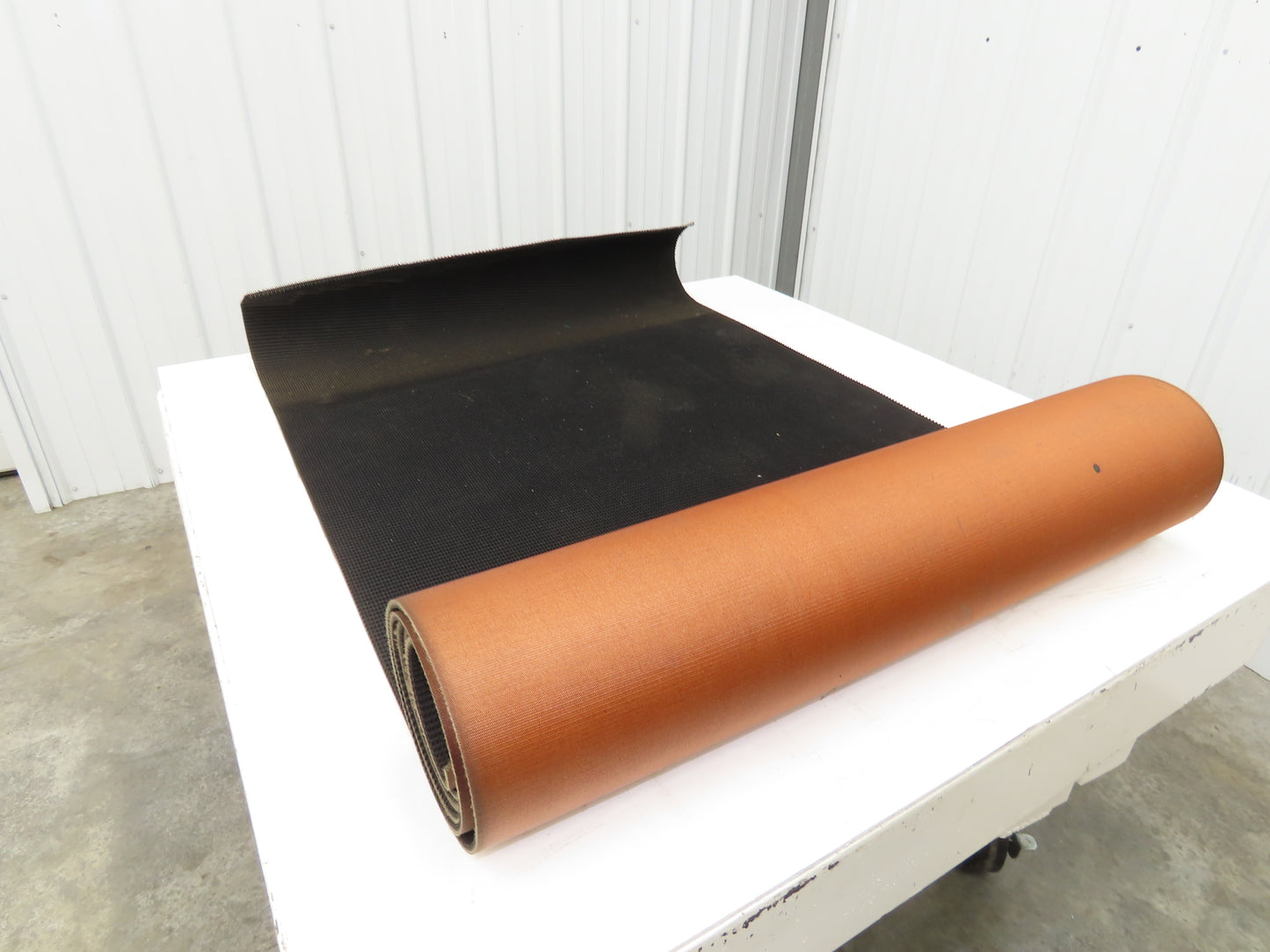 34"W x 11' 8" Grip-Top Incline Conveyor Belt Laced 2-Ply Black Rubber PHR2-160