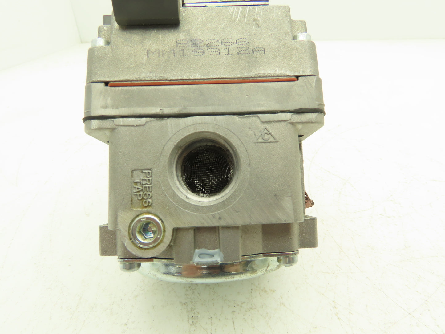Robertshaw 4B5-142-4C7 BMVR LP Gas Valve 10.0 W.C. Safety Pilot Thermocouple