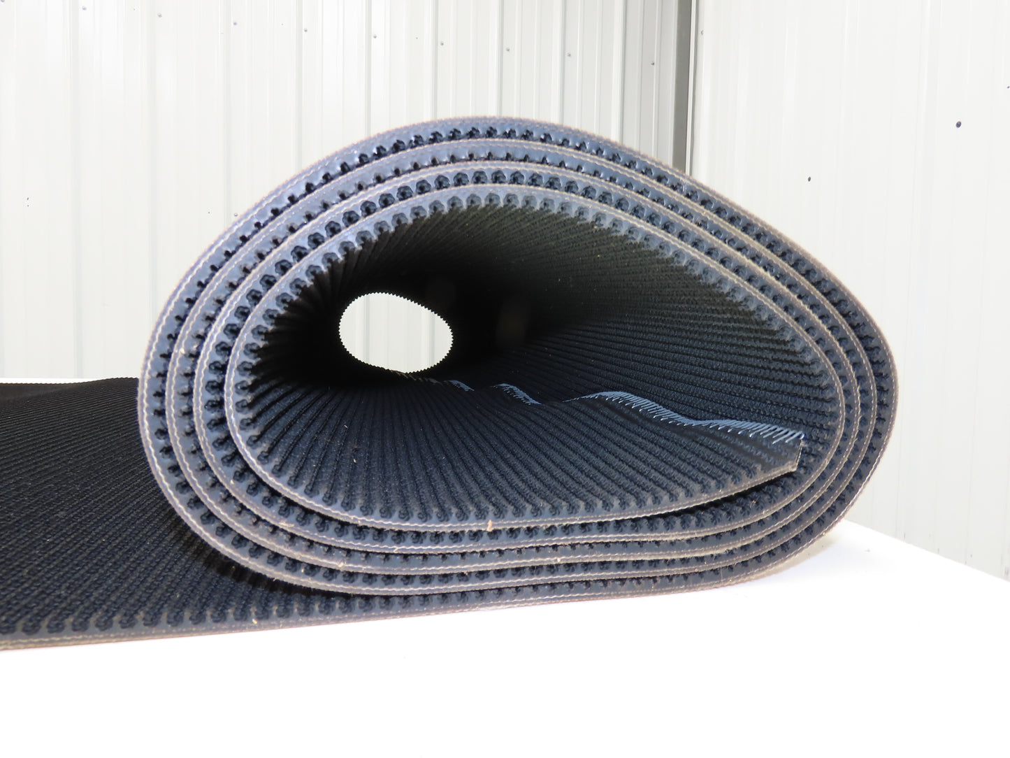 34"W x 11' 8" Grip-Top Incline Conveyor Belt Laced 2-Ply Black Rubber PHR2-160