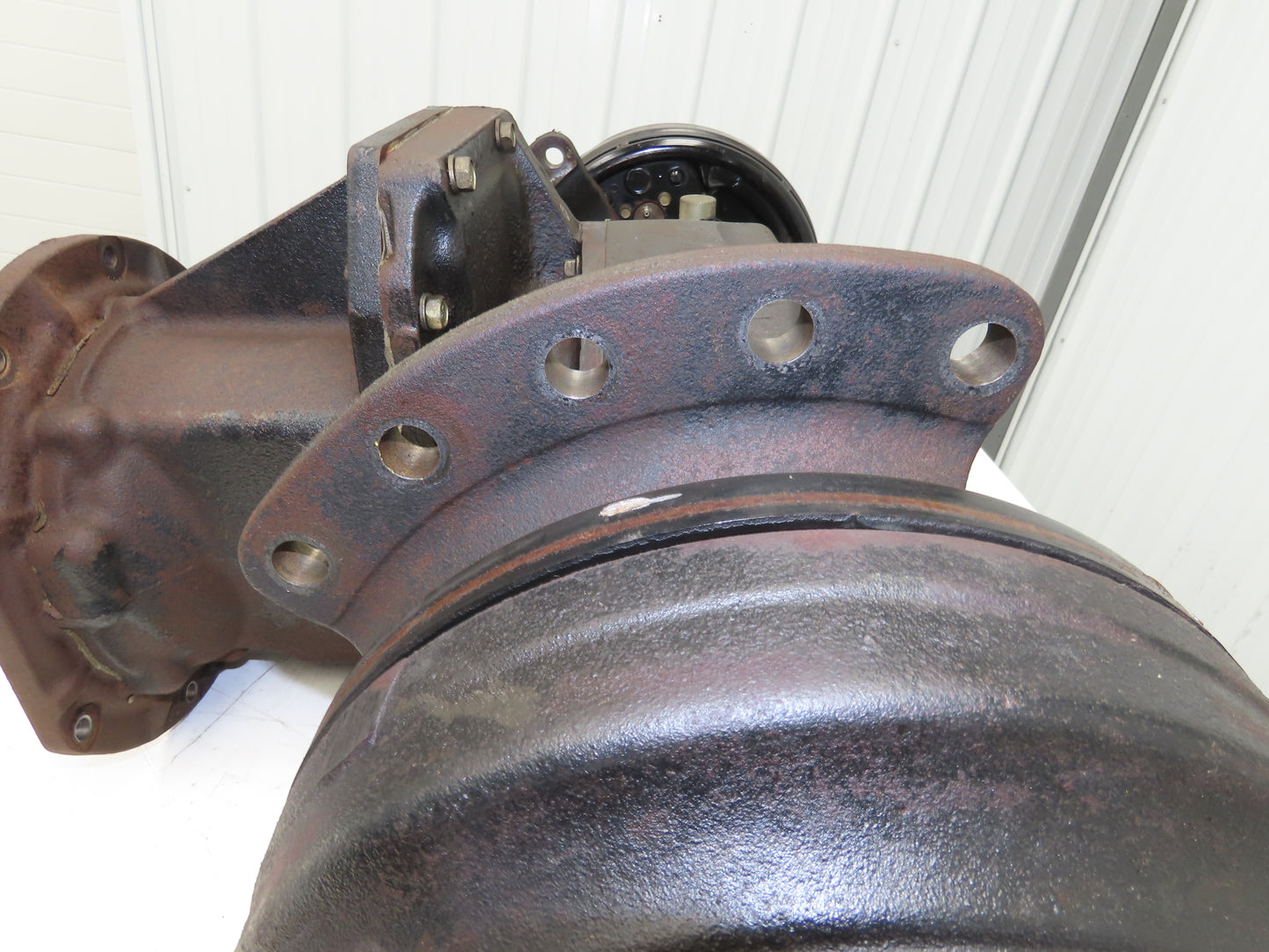 Caterpillar EC25KE Forklift Front Dual Wheel Drive Axle Assembly 6-Lug