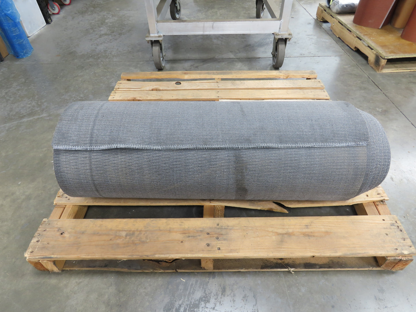 36"W x 41' Grip-Top Incline Conveyor Belt Laced Black Rubber