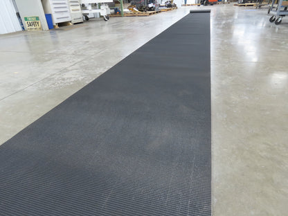 36"W x 41' Grip-Top Incline Conveyor Belt Laced Black Rubber