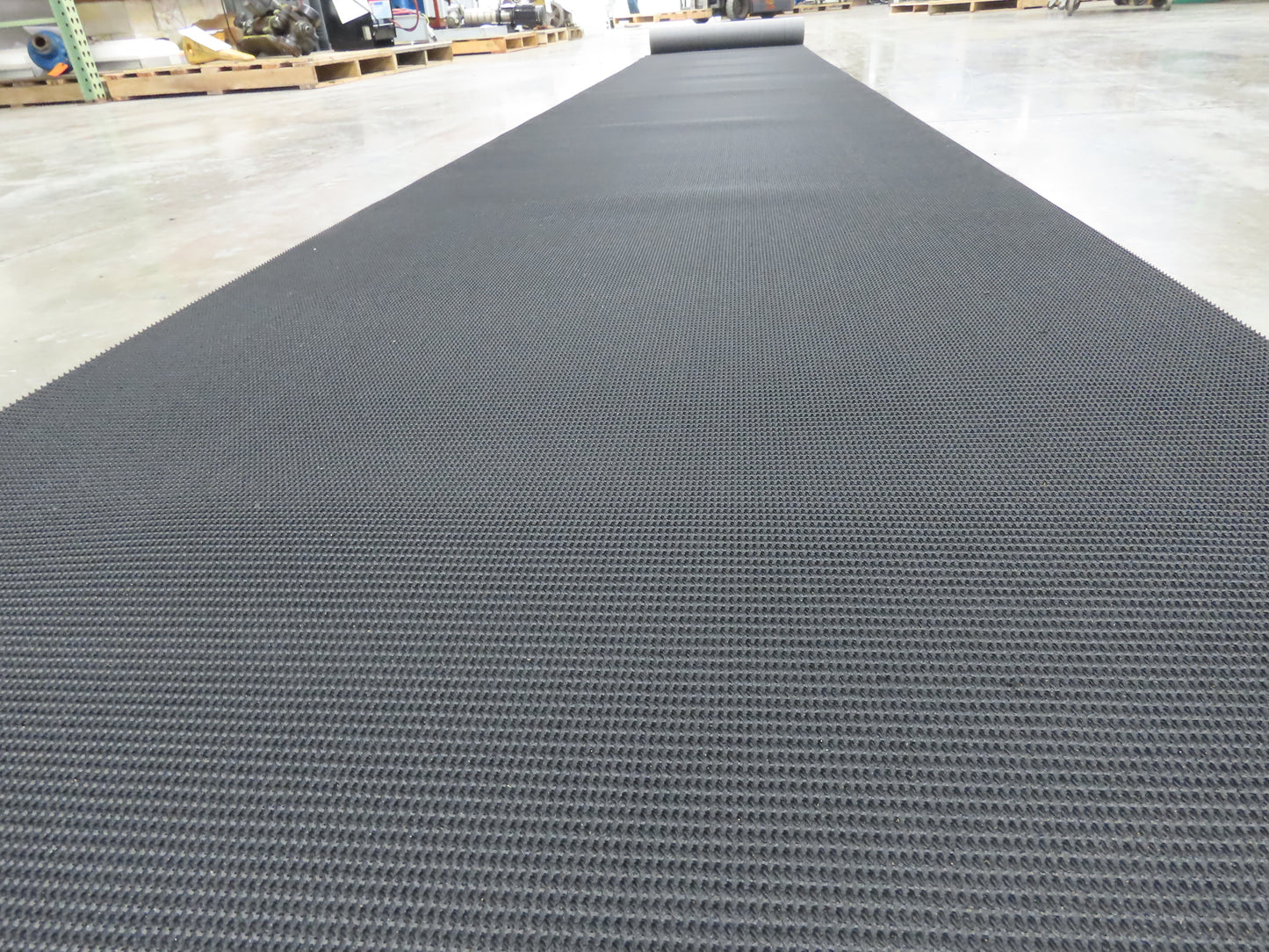 36"W x 41' Grip-Top Incline Conveyor Belt Laced Black Rubber