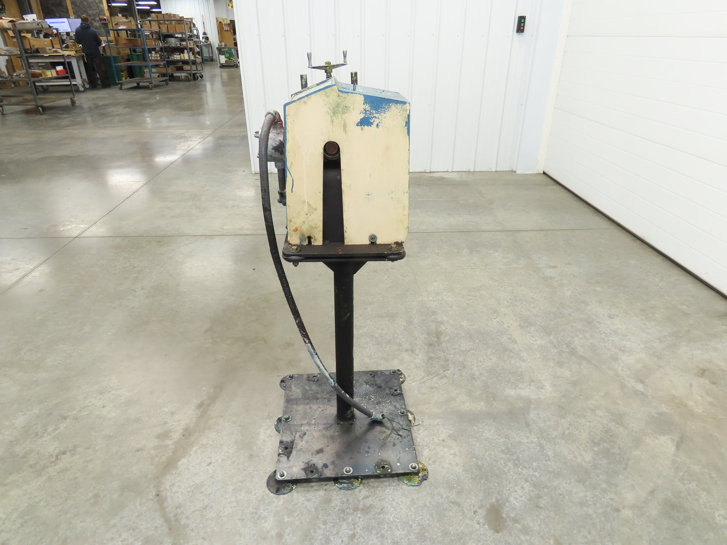 Red Devil Paint Shaker 1 Gallon 115V 1Ph Single Arm Explosion Proof