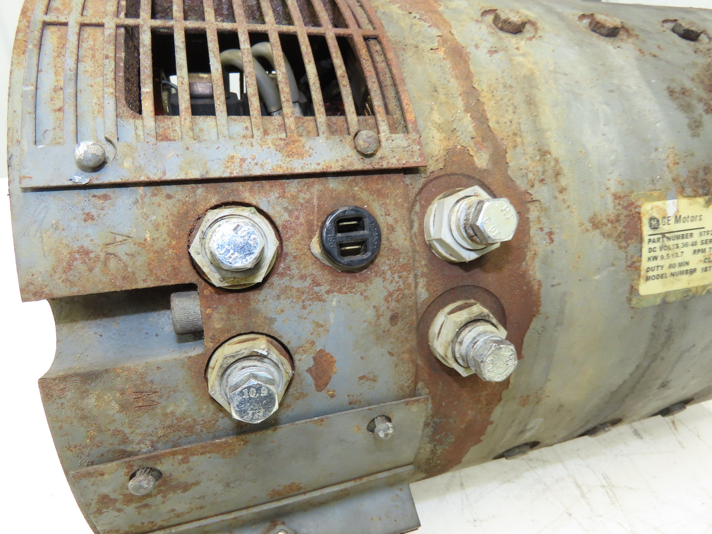 Caterpillar GE 5BT1366B178A Electric Forklift Traction Motor 36/48VDC CAT EC25KE