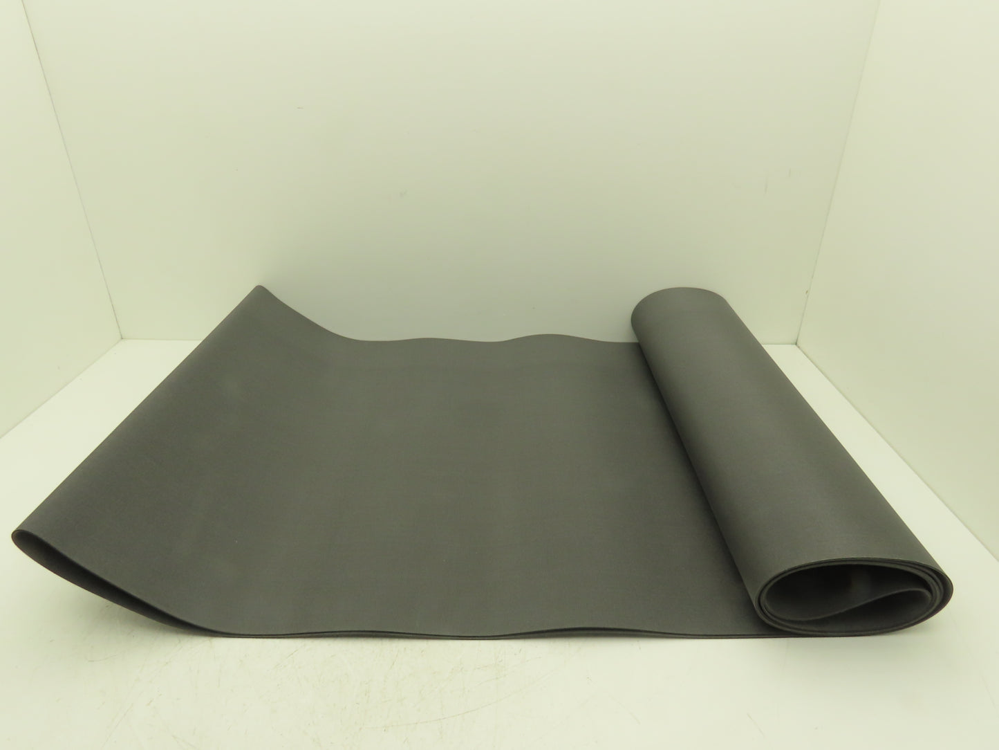 MIR 24"W x 11' Conveyor Belt Gray Endless Nylon Poly Impression Top