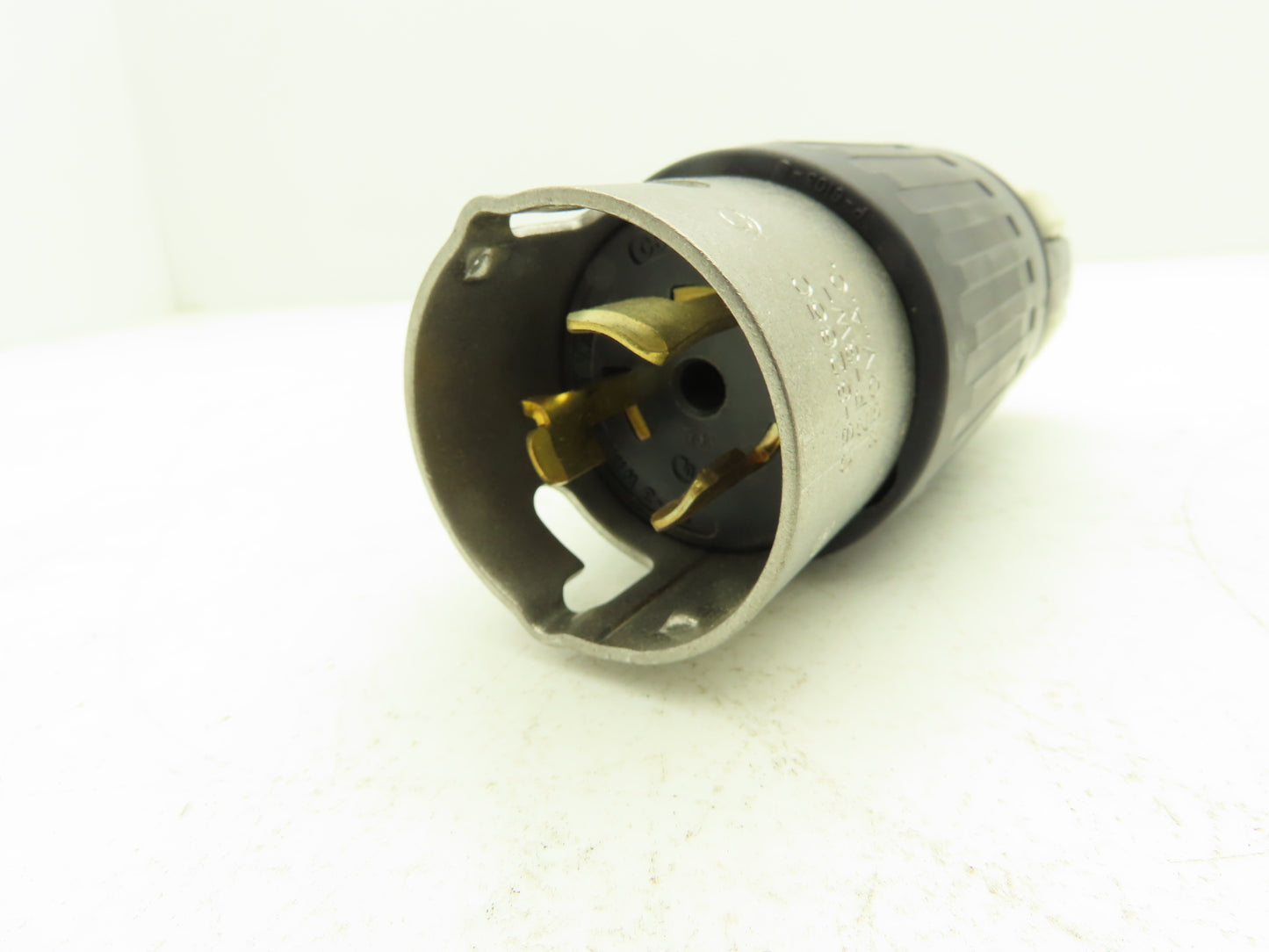 Hubbell CS8265C Insulgrip Twist-Lock HBL Connector 2 Pole 3 Wire 50A 250VAC