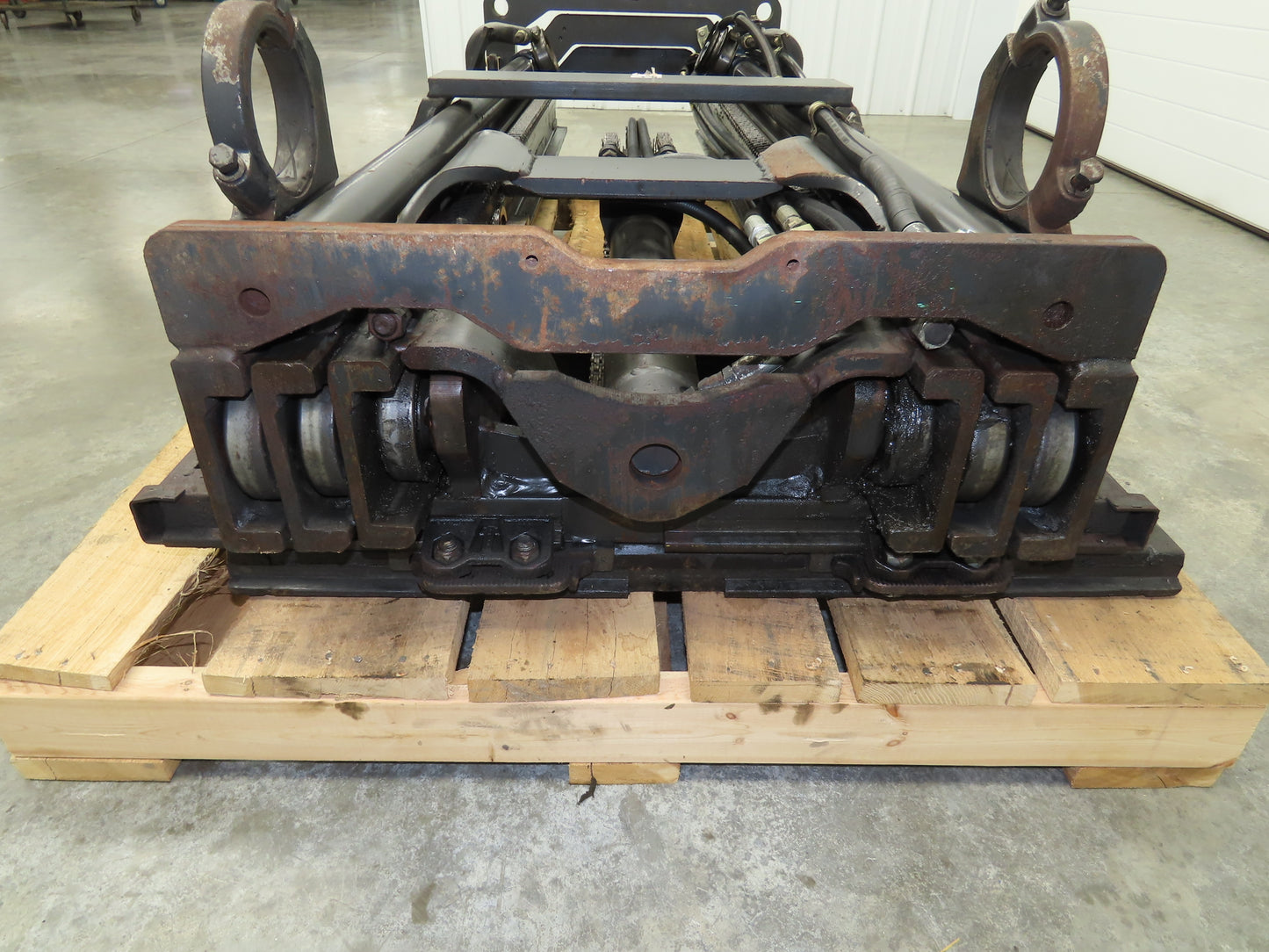 Caterpillar EC25KE Forklift Mast 188" 3-Stage Side Shift Tilt 3970lbs Class 3