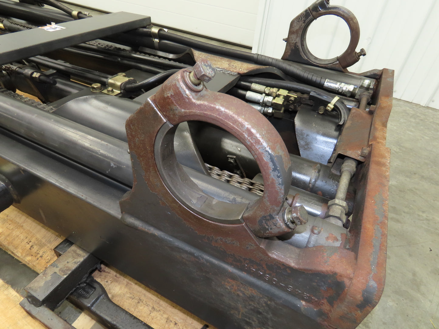 Caterpillar EC25KE Forklift Mast 188" 3-Stage Side Shift Tilt 3970lbs Class 3