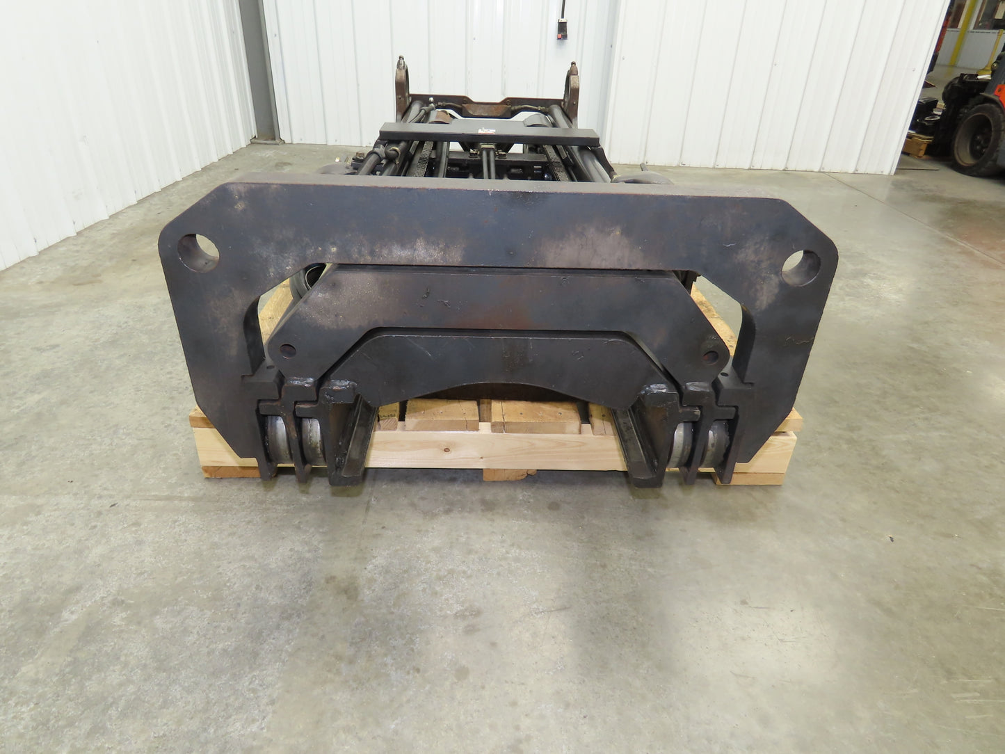 Caterpillar EC25KE Forklift Mast 188" 3-Stage Side Shift Tilt 3970lbs Class 3