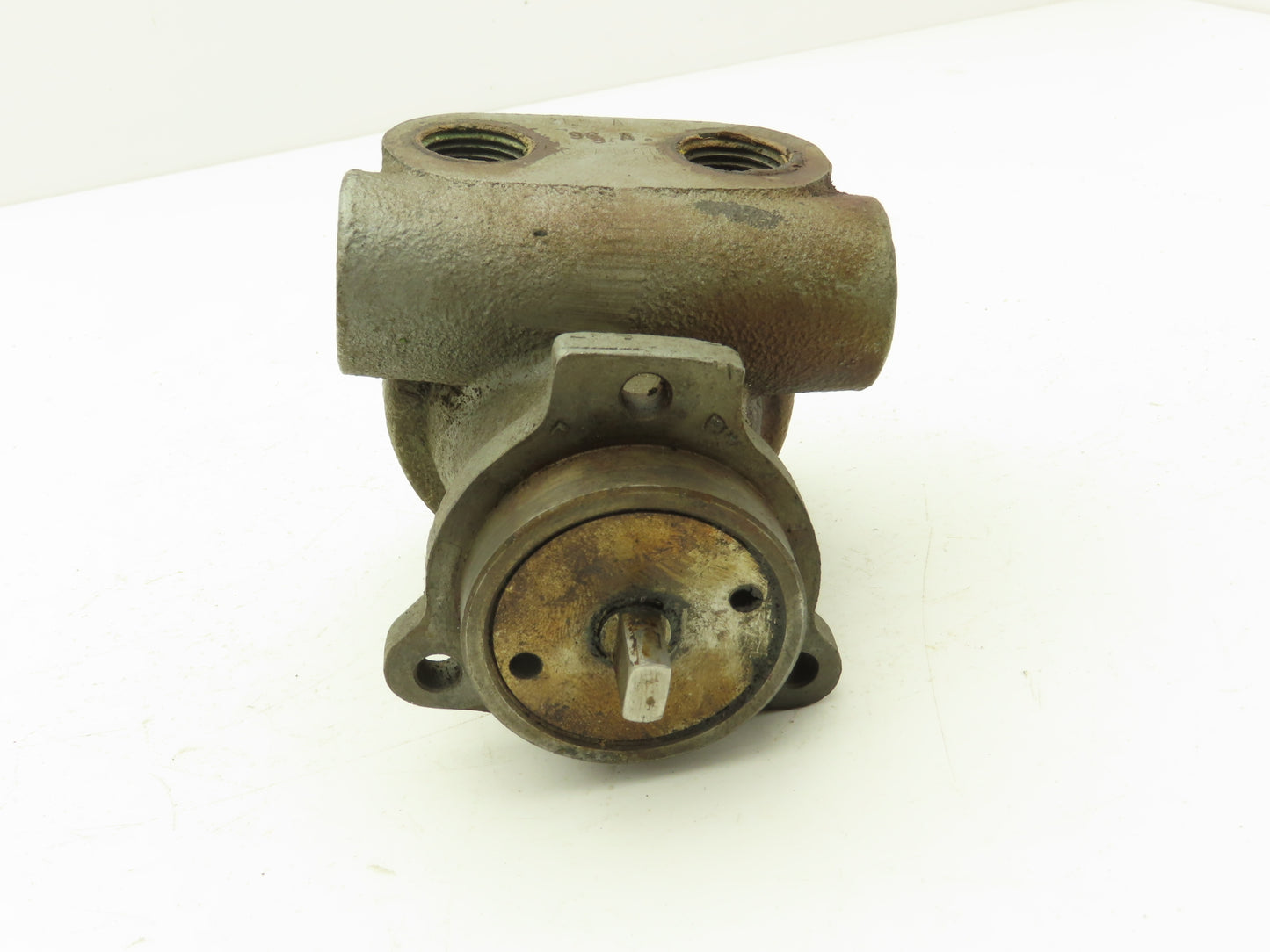 Tuthill 2L35 Hydraulic Gear Pump 1/2" NPT