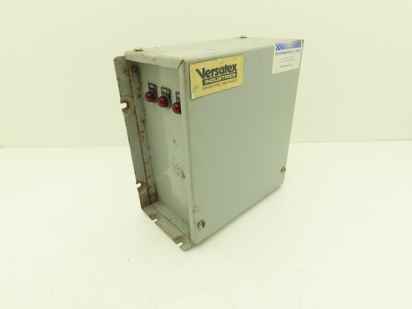 Versatex VM/43E/2/NAF3EFX Power Capacitor Enclosed Unit 2kvar 480V 3PH