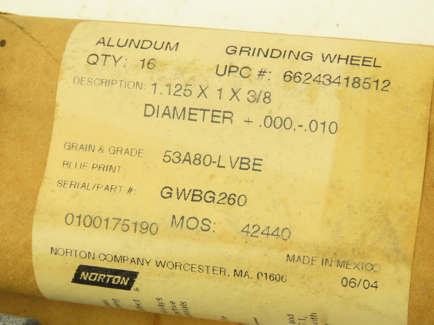 Norton GWBG260 Grinding Wheel 1.125" OD x 1"W x 3/8" ID  Alundum Lot of 32