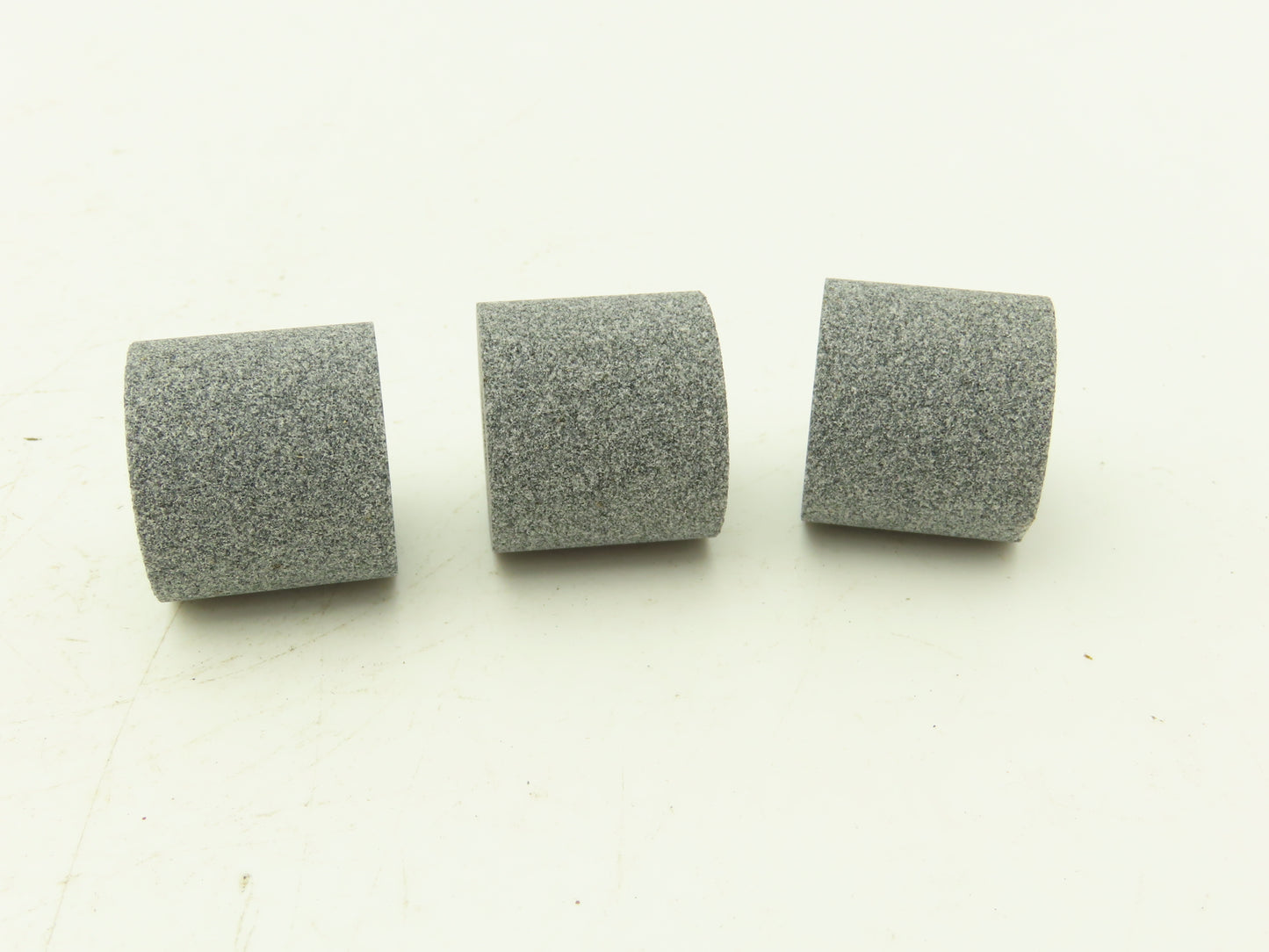 Norton GWBG260 Grinding Wheel 1.125" OD x 1"W x 3/8" ID  Alundum Lot of 32