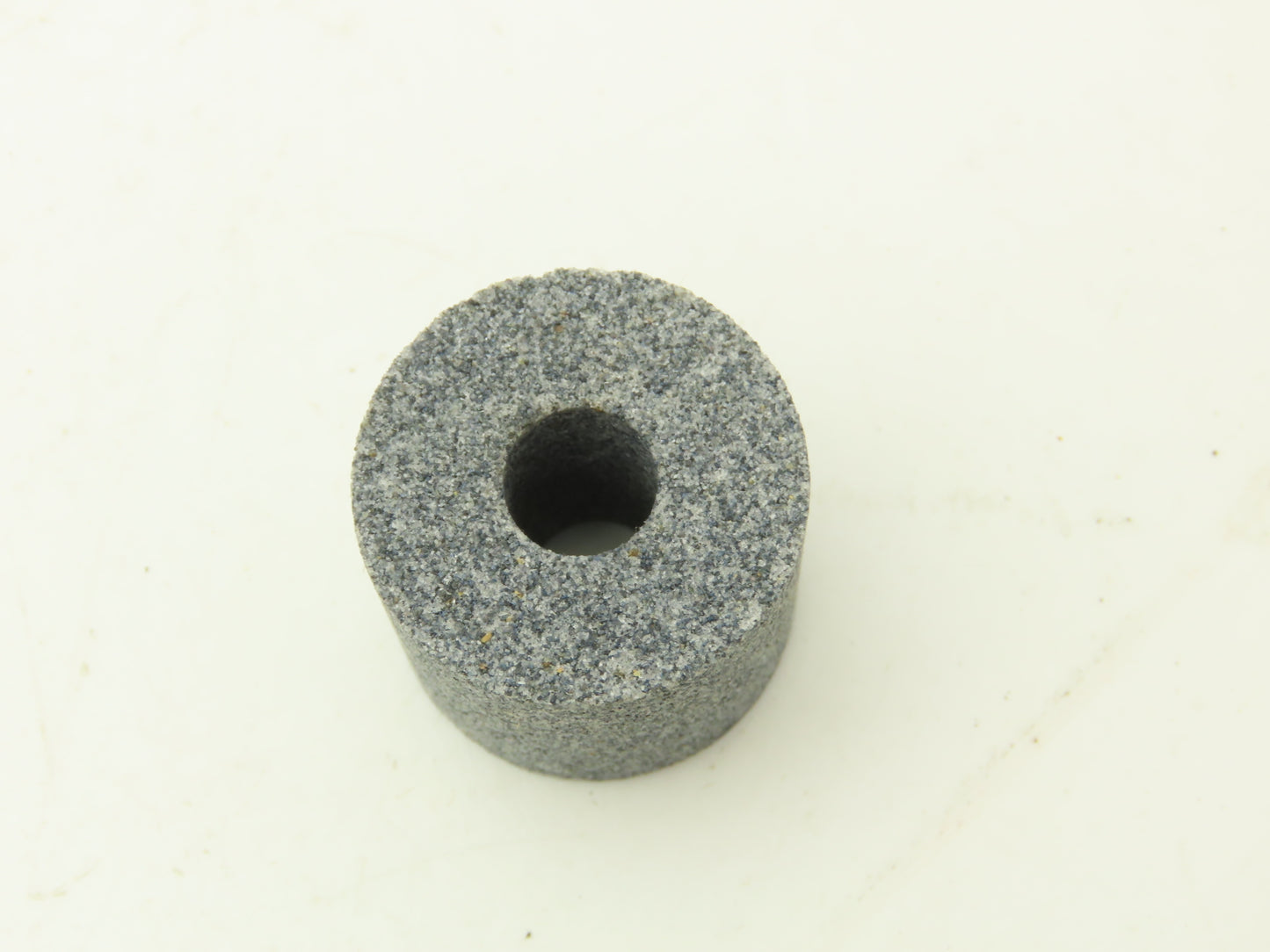 Norton GWBG260 Grinding Wheel 1.125" OD x 1"W x 3/8" ID  Alundum Lot of 31