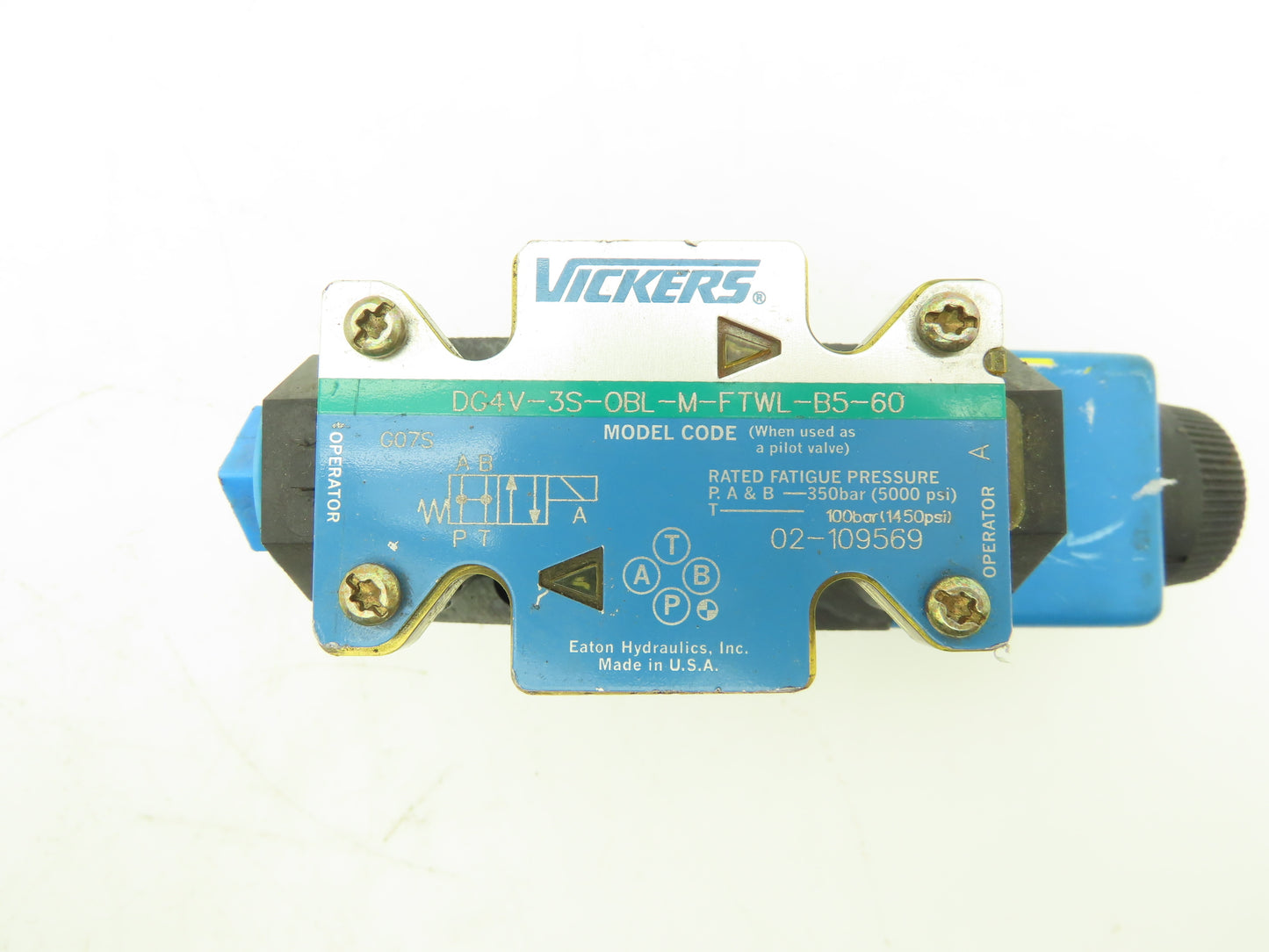 Vickers DG4V-3S-OBL-M-FTWL-B5-60 Hydraulic Directional Solenoid Valve 120V 60Hz