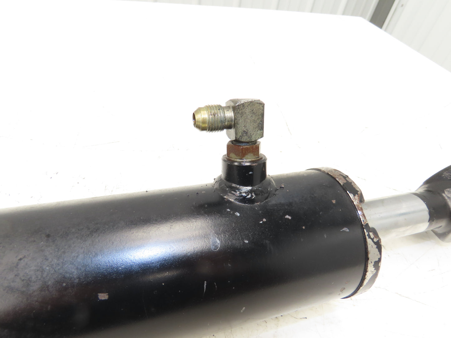 Toyota 7FBCU25 Electric Forklift Mast Tilt Cylinder 3" Bore 8" Stoke 1-3/8" Pin