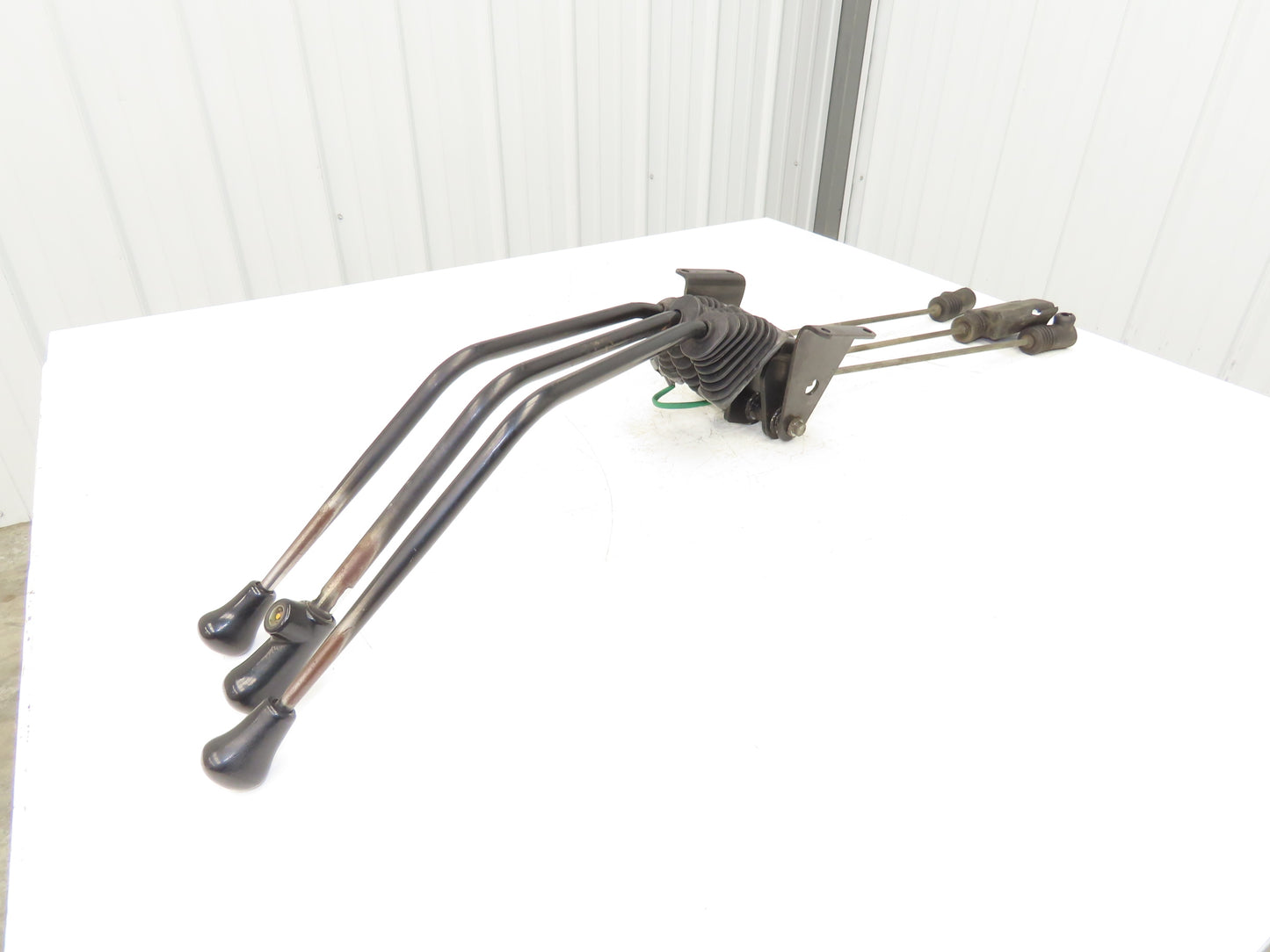 Toyota Electric Forklift Three Lever Control With Lift Tilt Shift From 7FBCU25