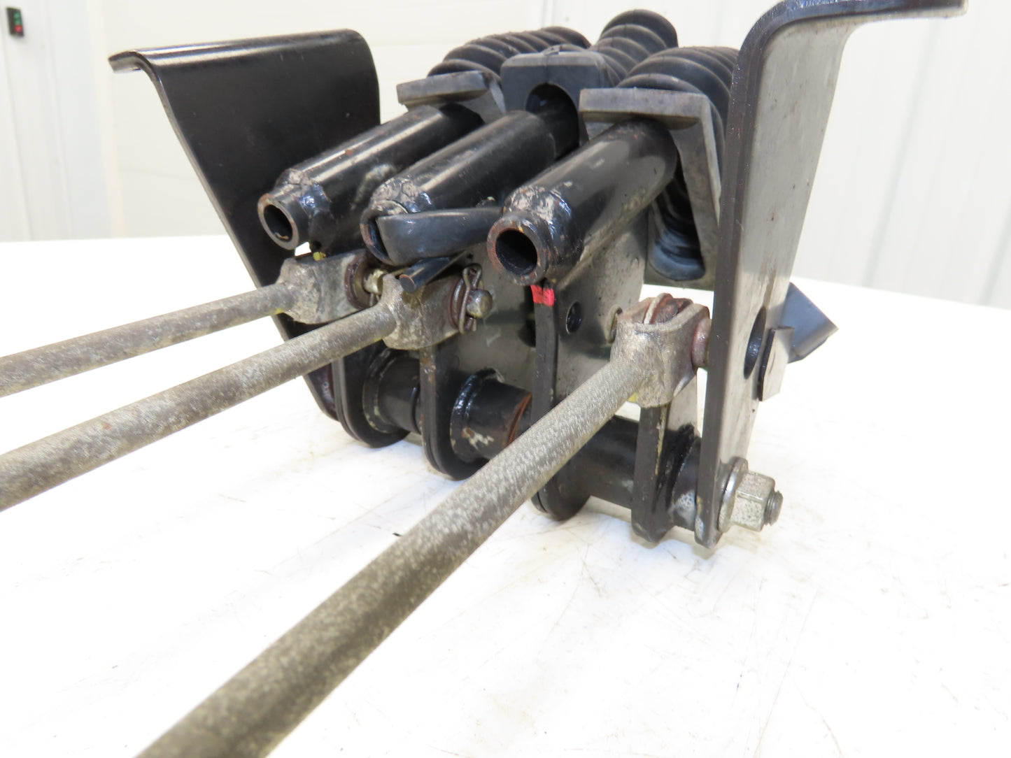 Toyota Electric Forklift Three Lever Control With Lift Tilt Shift From 7FBCU25