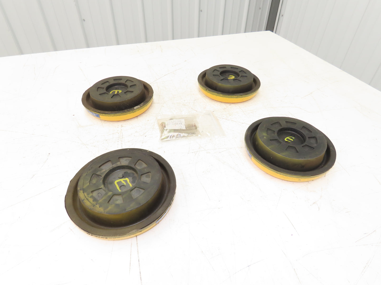 EL-190-E Machine Leveling Feet Rubber Pads M12x1.75x 3"Stud 7.5"OD Set of 4