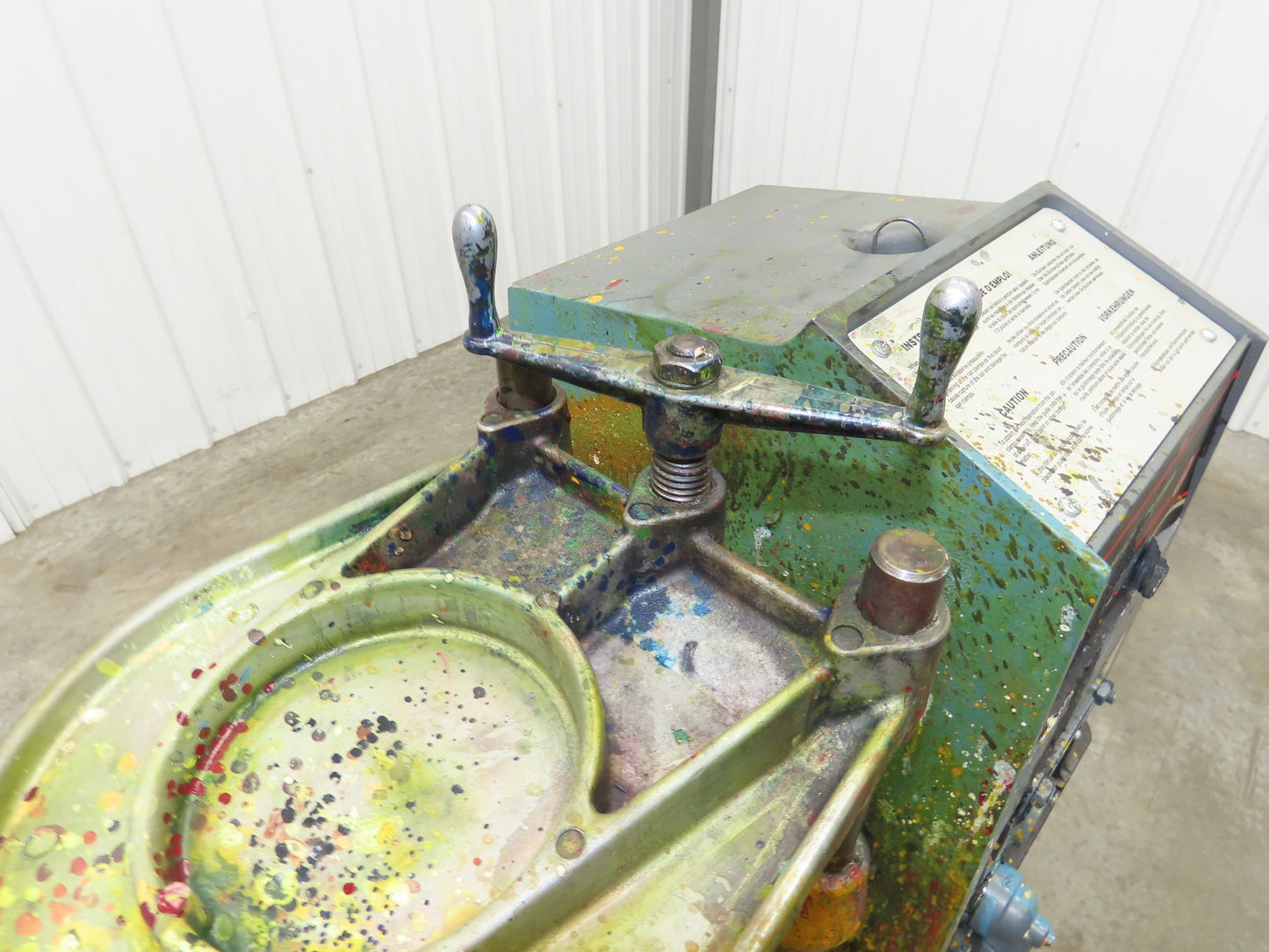 Red Devil Paint Shaker 1 Gallon 115V 1Ph Single Arm Explosion Proof