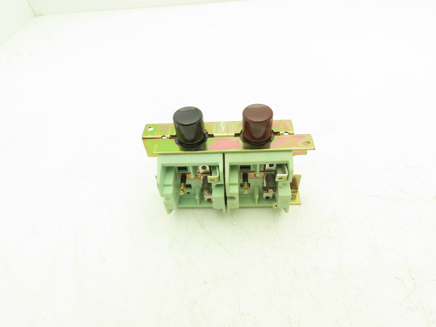 Hubbell 54601-145 Momentary Contact Two Pushbutton Assembly 1 NO 1 NC Lot of 2