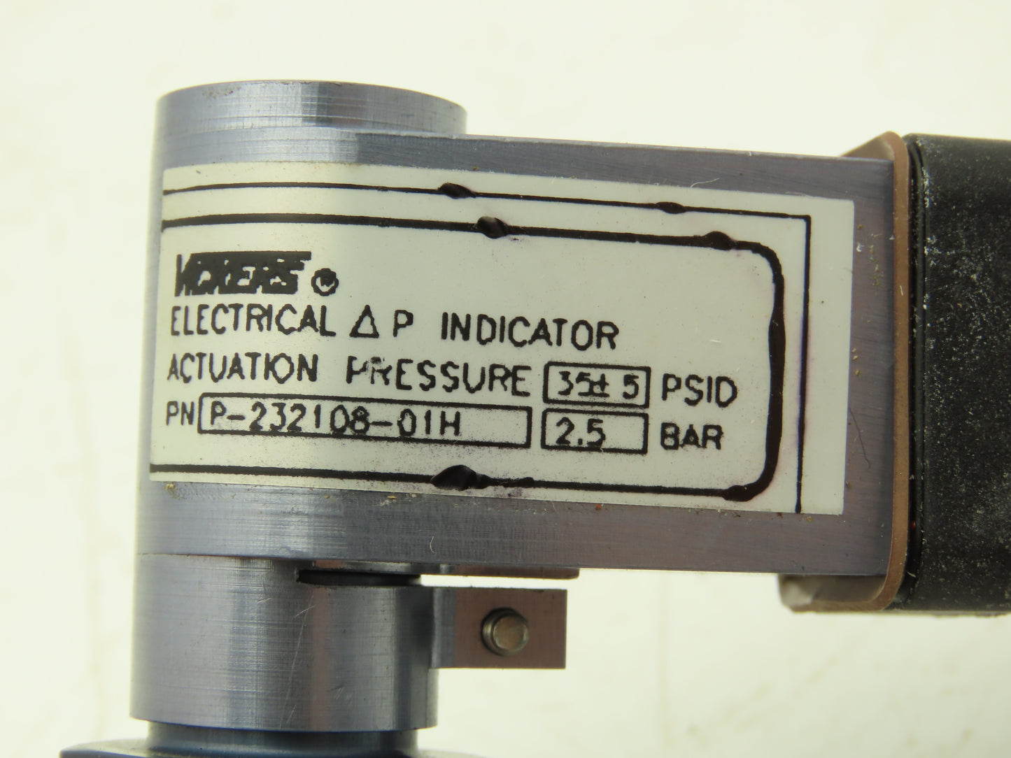 Vickers P-232108-01H Hydraulic Filter Differential Pressure Indicator