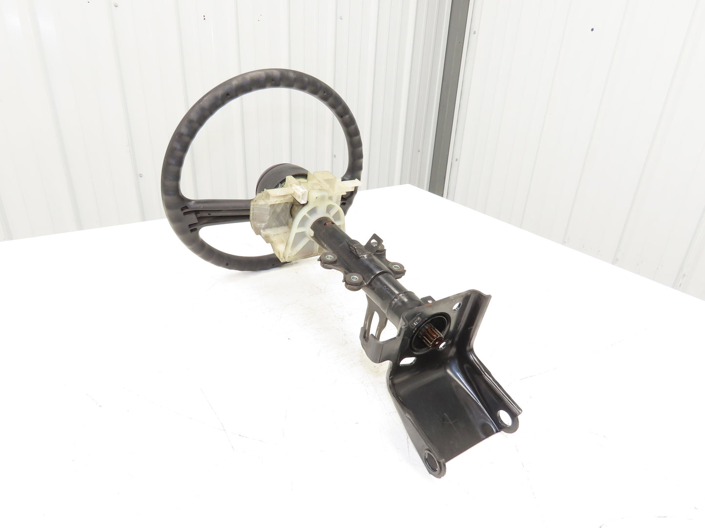 Toyota Electric Forklift Steering Wheel & Column Removed From 7FBCU25