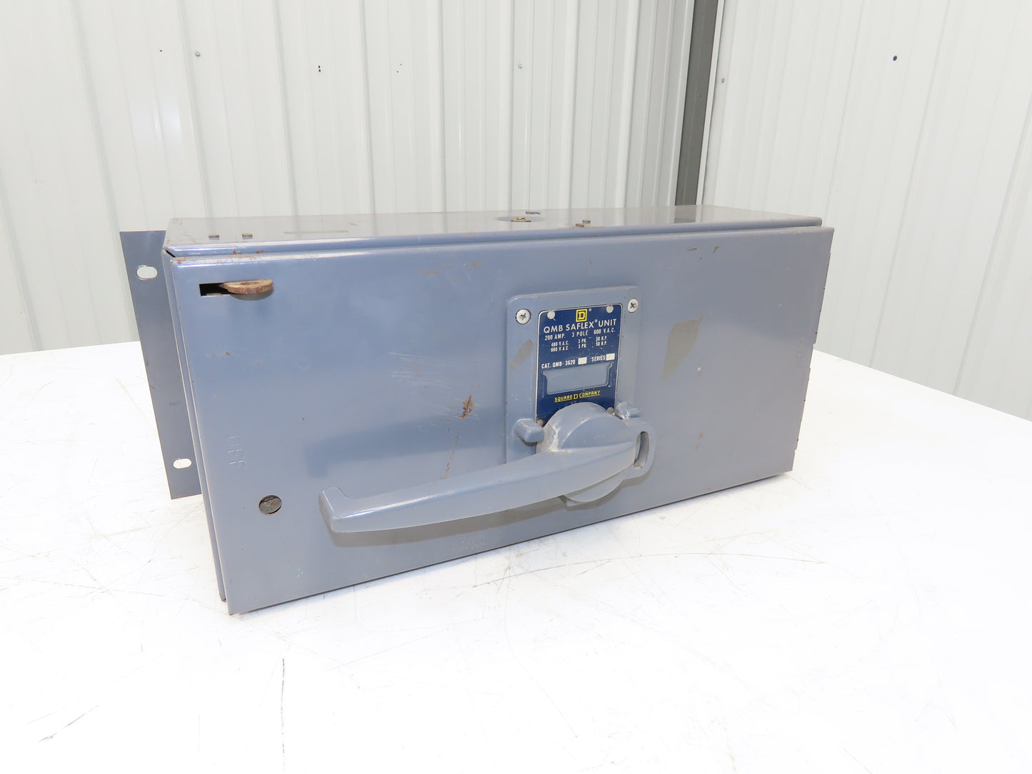 Square D QMB-3620 Saflex Fusible Disconnect Switch 200 Amp 3P 600VAC 3 Ph 50HP