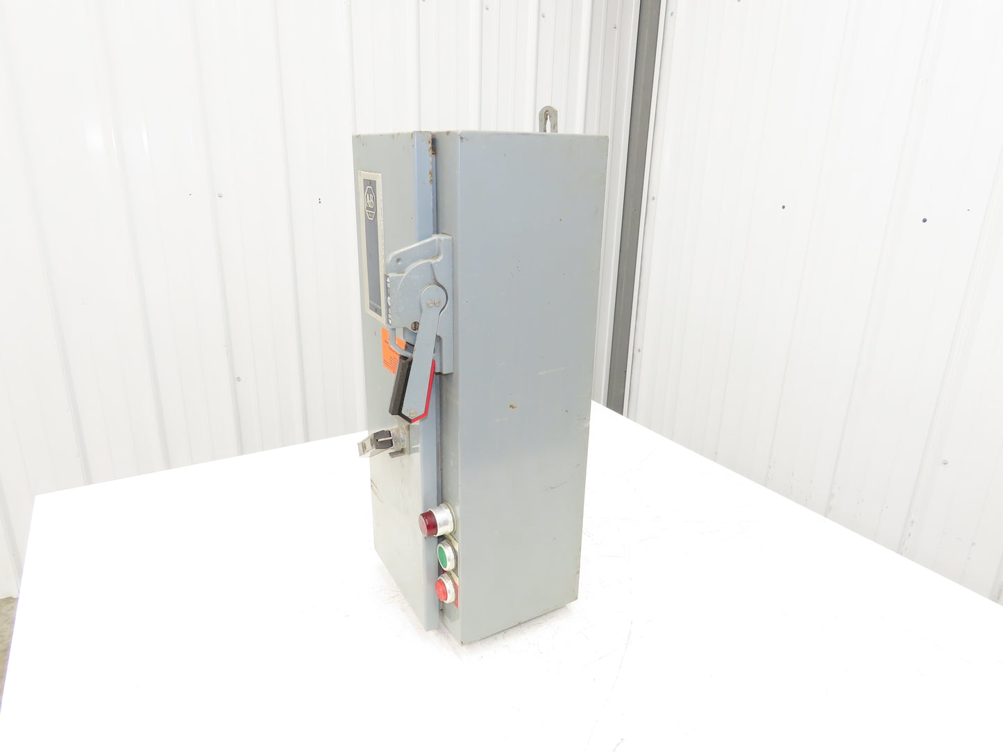 Allen-Bradley 512-BJB-1-6P-24R Combination Starter Fusible 600V 3PH 10HP