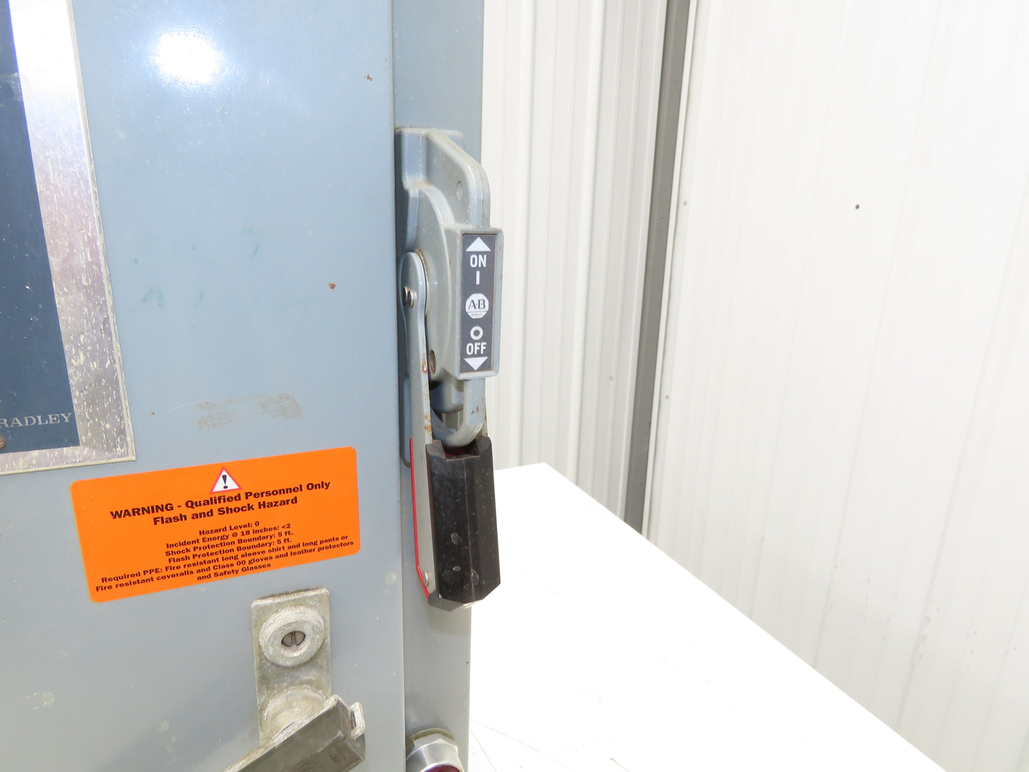 Allen-Bradley 512-BJB-1-6P-24R Combination Starter Fusible 600V 3PH 10HP