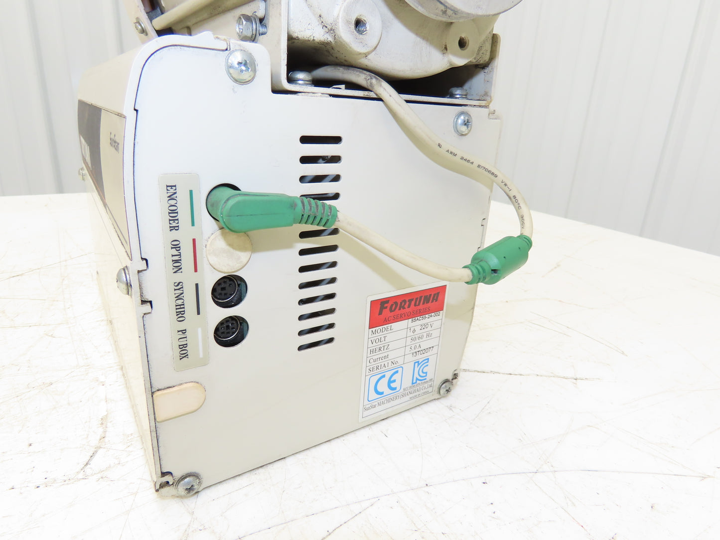 SunStar Fortuna S5AC55-2A-002 Industrial Sewing Machine AC Servo Motor 220V 1PH