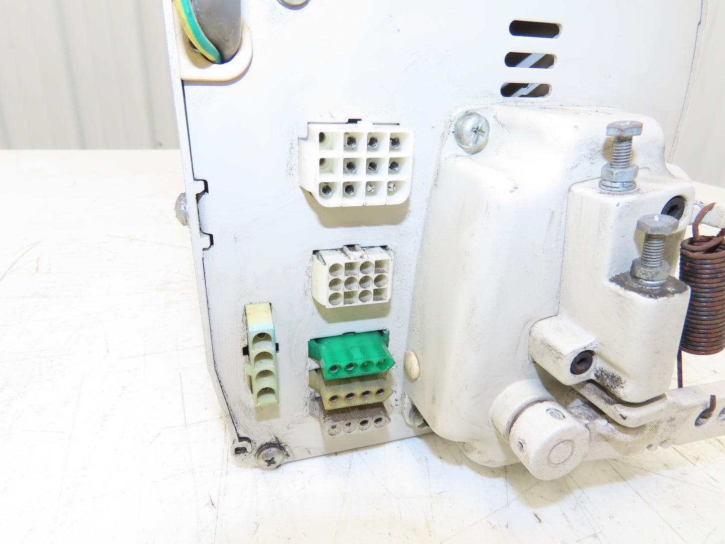 SunStar Fortuna S5AC55-2A-002 Industrial Sewing Machine AC Servo Motor 220V 1PH