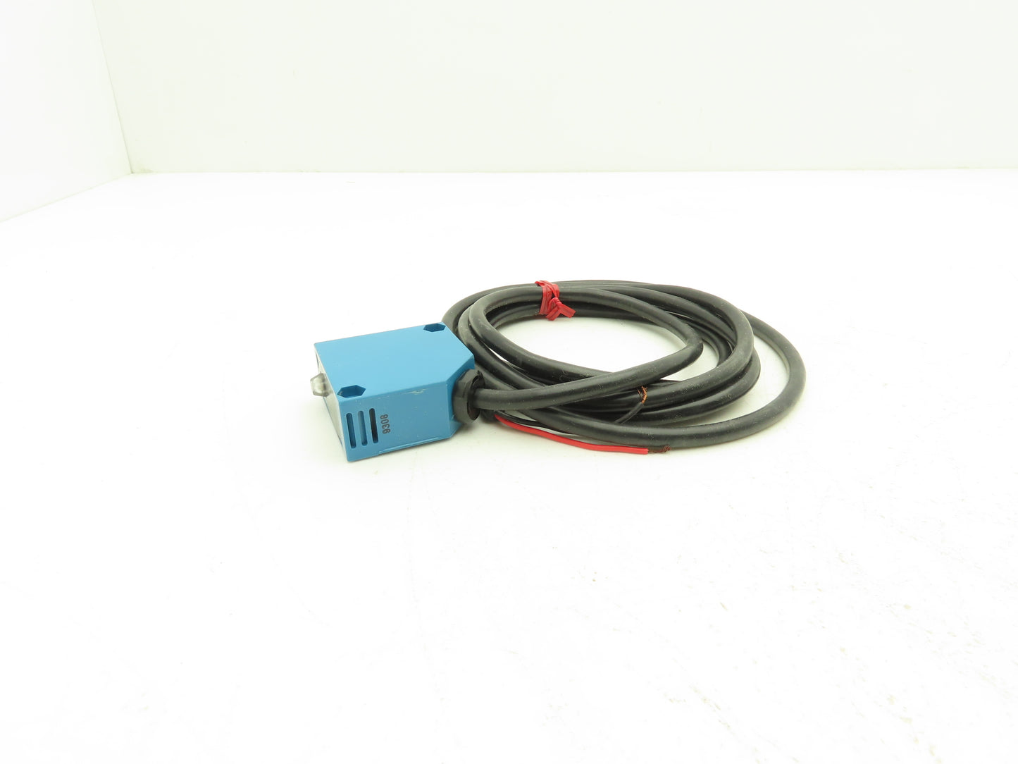 Honeywell FE7D-TX7E-M Micro Switch Phototransistor Sensor 24-240VAC/12-240VDC