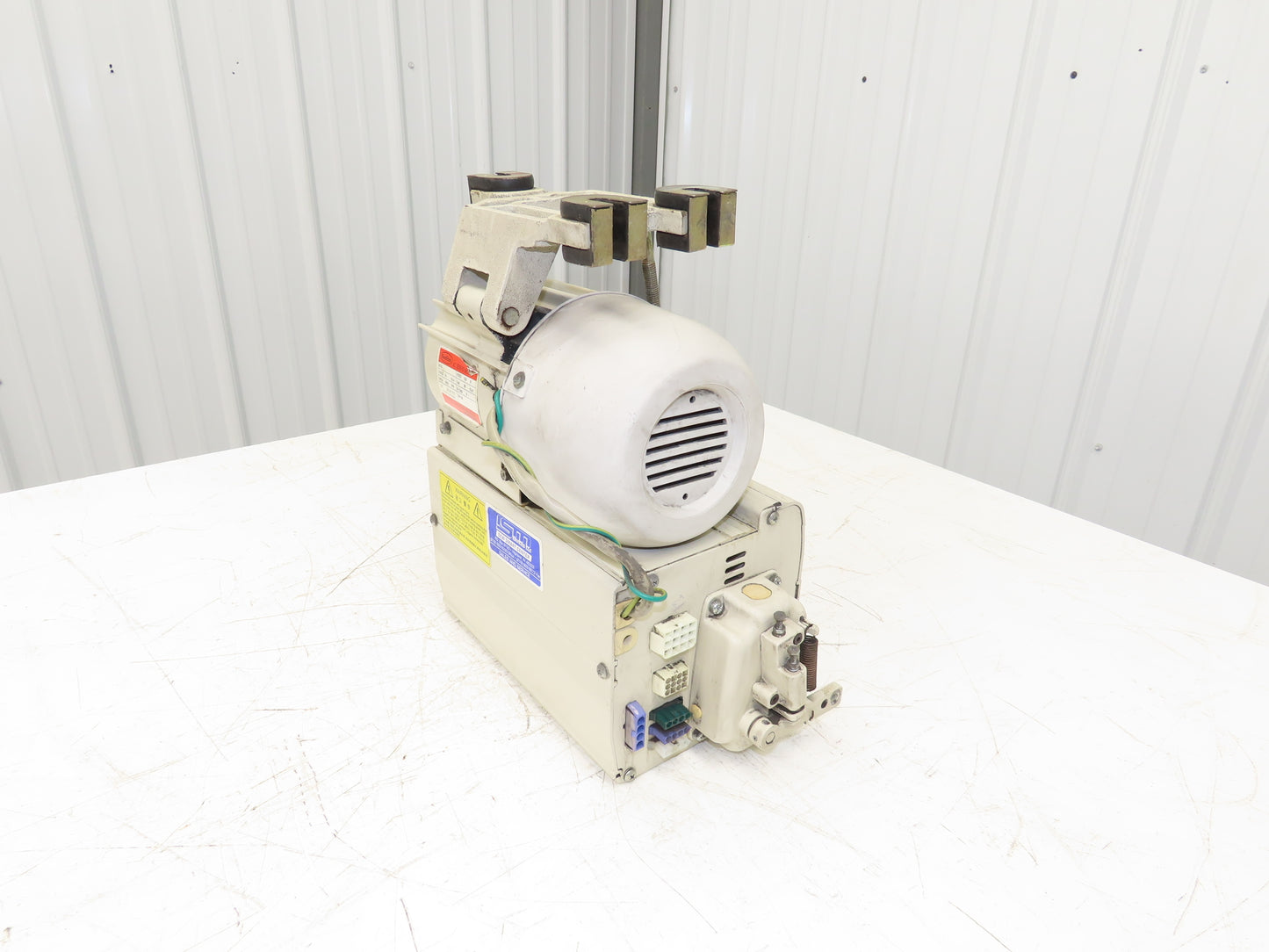 SunStar Fortuna S5AC55-3A-033 Industrial Sewing Machine AC Servo Motor 220V 3PH