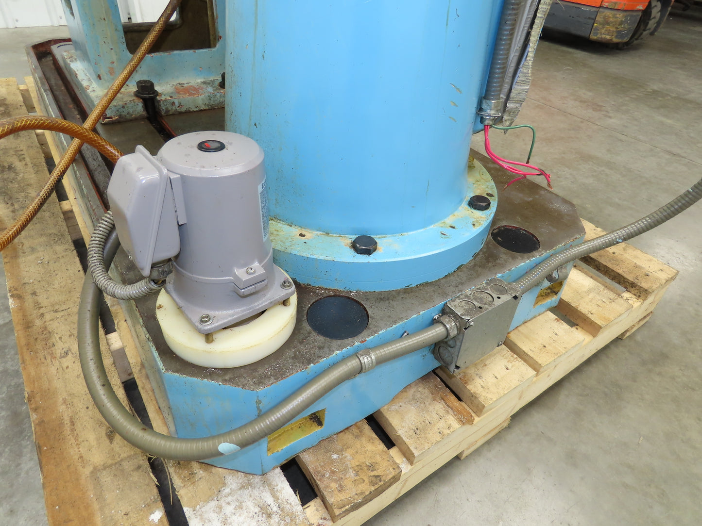 Enco 128-4010 Radial Arm Drill Press 32" x 10" 220V 2.2kw 3Ph 80-2000RPM