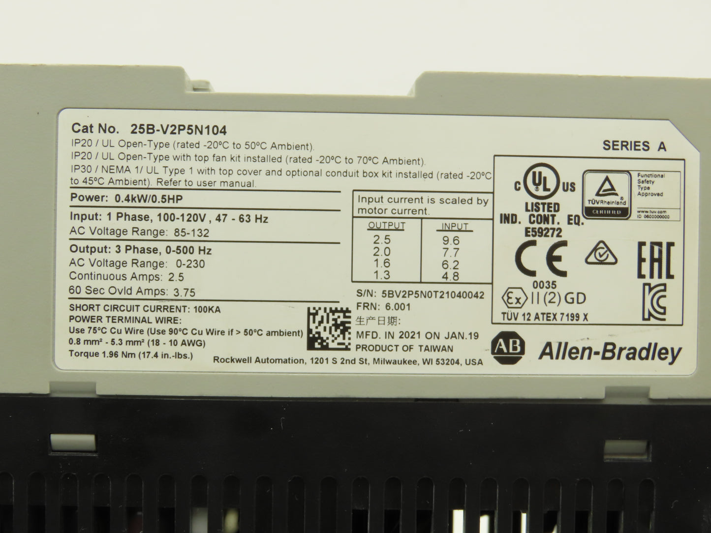 Allen Bradley 25B-V2P5N104 PowerFlex 525 VFD Variable Speed Drive 1/2Hp 120V 1PH