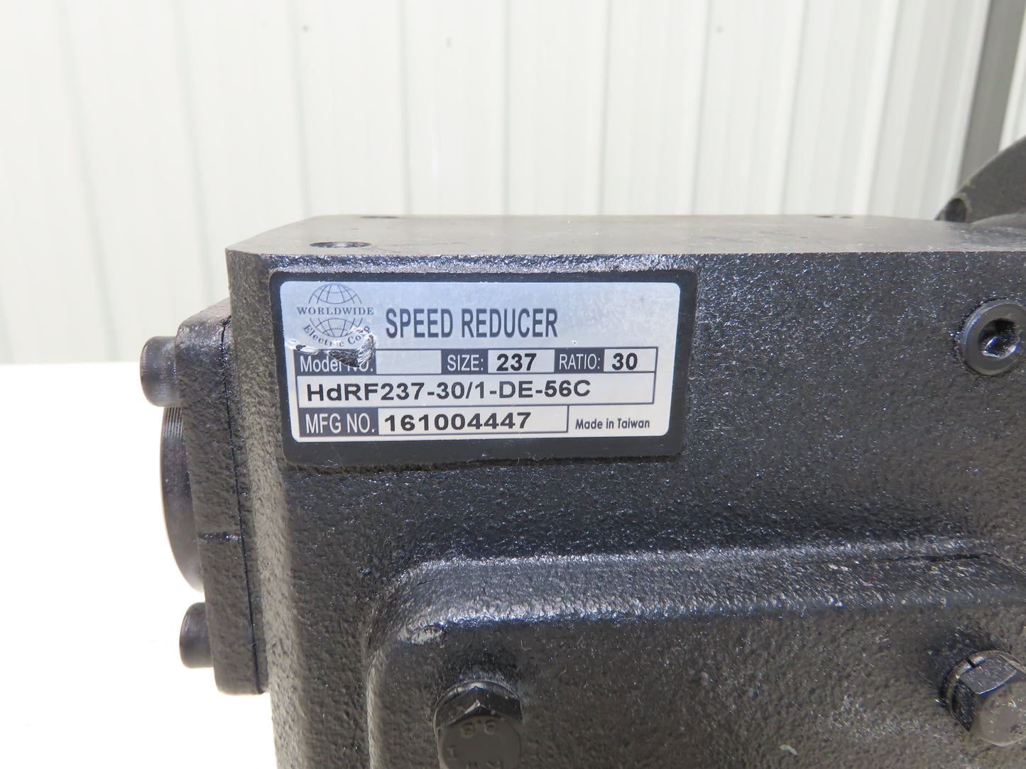 Worldwide HDRF237-30/1-DE-56C Worm Gearbox 30:1 Reducer 58rpm Dual Shaft 56C